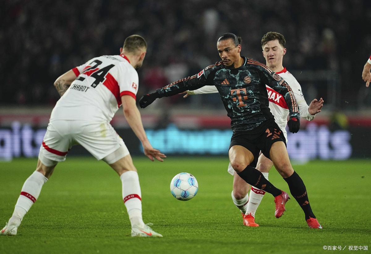 关于拜仁慕尼黑主场豪取胜利，领先积分榜的信息