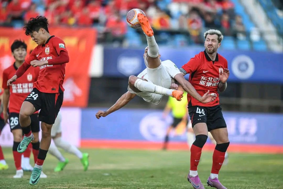 皇家社会惊险获胜，门将神扑关键球的简单介绍